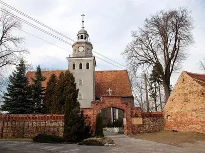 Kościół św. Trójcy Świętej w Niwicy