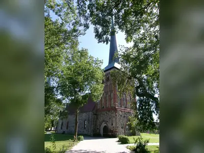 Kościół Trójcy Świętej w Żukowie