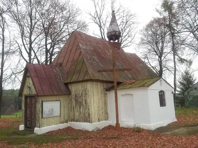 Kościół parafialny pw. Matki Bożej Częstochowskiej w Brzeźnie.