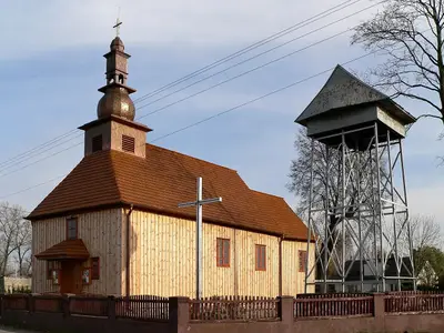 Kościół parafialny pw. św. Mateusza Apostoła w Ostrowitem .