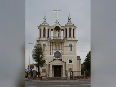 Kościół pw. Matki Bożej Częstochowskiej w Kielcach - Niewachlowie (parafialny)
