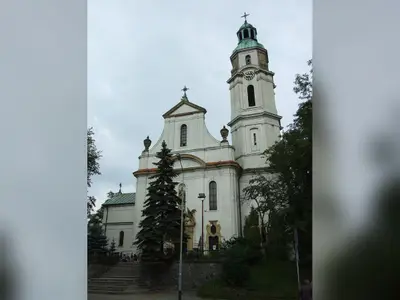 Kościół parafialny pw. Bożego Ciała w Oleśnie.