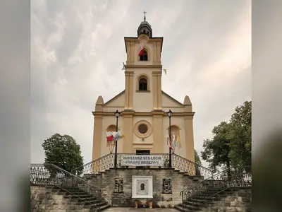 Kościół pw. Wszystkich Świętych w Brzezinach (parafialny)