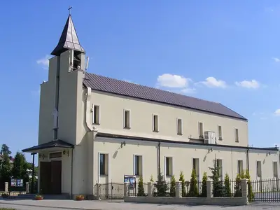 Kościół parafialny pw. św. Stanisława Biskupa i Męczennika w Krakowie Toniach ( ul. Maciejkowej 3).