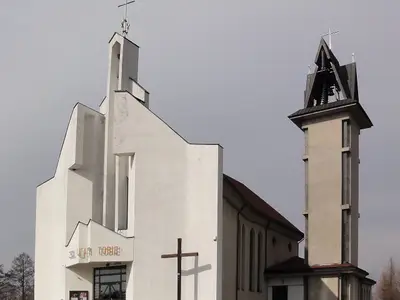 Kościół pw. Miłosierdzia Bożego w Bąkowie (parafialny)