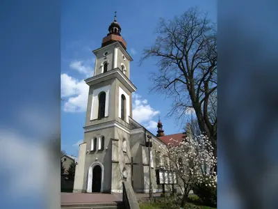 Kościół pw. Wszystkich Świętych w Babicach (parafialny).