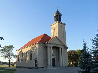 Kościół Najświętszej Maryi Panny Królowej Polski w Brzozie