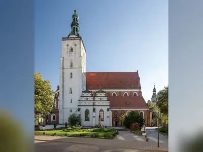 Kościół św. Jana Apostoła i Ewangelisty w Oleśnicy Śląskiej