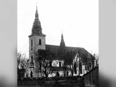 Kościół parafialny pw. Narodzenia Najświętszej Maryi Panny w Nowogrodzie