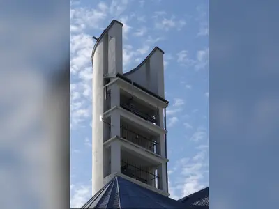 Kościół parafialny pw. Matki Bożej Śnieżnej w Zarzeczu.