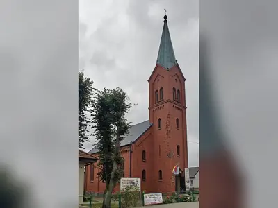 Kościół parafialny pw. Matki Bożej Częstochowskiej w Pile - Motylewie