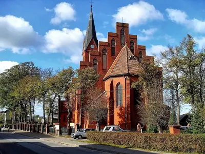 Kościół parafialny pw. Narodzenia Najświętszej Maryi Panny w Łęgu