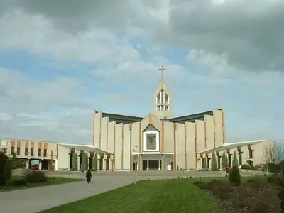 Kościół parafialny pw. Najświętszego Serca Pana Jezusa w Kluczborku.