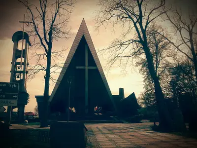 Kościół parafialny pw. Najświętszej Maryi Panny Anielskiej w Kleszczowie