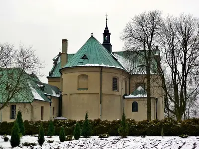 Sanktuarium św. Antoniego Padewskiego w Łodzi - Klasztor Ojców Franciszkanów