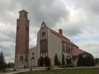Kościół pw. św. Jadwigi Królowej w Ostrowcu Świętokrzyskim (parafialny)
