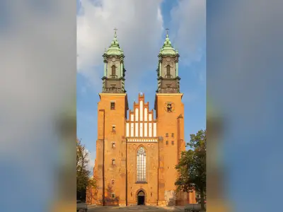 Bazylika archikatedralna Świętych Apostołów Piotra i Pawła w Poznaniu