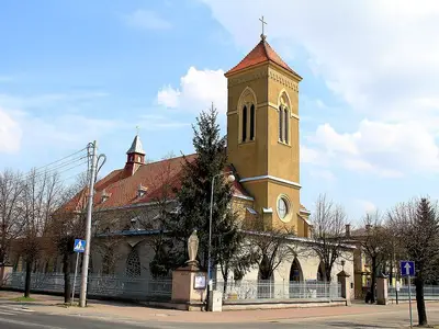 Kościół parafialny pw. Narodzenia Najświętszej Maryi Panny w Konstantynowie Łódzkim