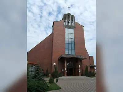 Kościół parafialny pw. Matki Boskiej Królowej Pokoju w Tarnowskich Górach