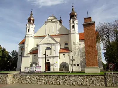 Kościół parafialny pw. Niepokalanego Poczęcia NMP i św. Michała Archanioła w Łasku - Sanktuarium