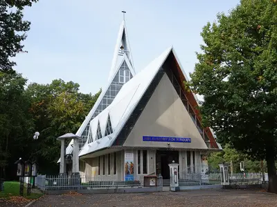 Kościół pw. Matki Bożej Częstochowskiej w Brzesku Słotwinie (parafialny)