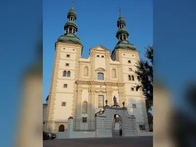 Bazylika katedralna Wniebowzięcia Najświętszej Maryi Panny i św. Mikołaja w Łowiczu
