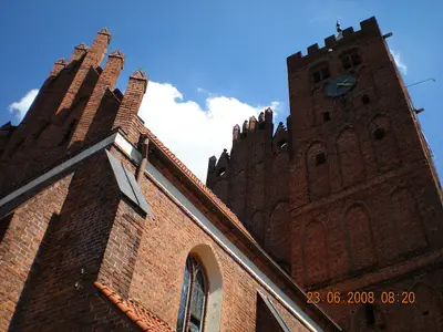 Kościół parafialny pw. św. Mateusza Apostoła i Ewangelisty w Nowem