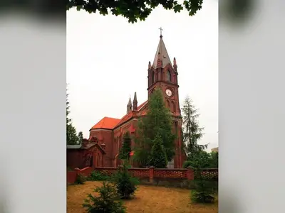 Kościół parafialny pw. św. Wojciecha Biskupa i Męczennika w Grodźcu