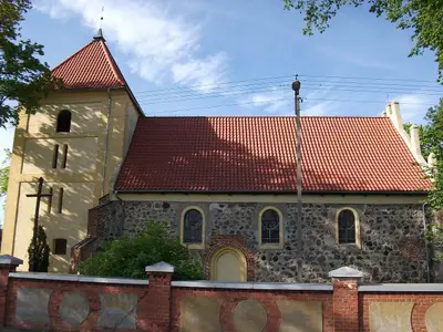 Kościół parafialny pw. św. Wojciecha Biskupa i Męczennika w Rogóźnie