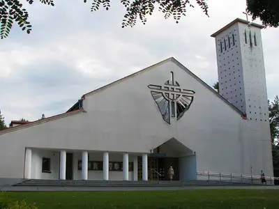 Kościół parafialny pw. Matki Bożej Bolesnej w Milanówku