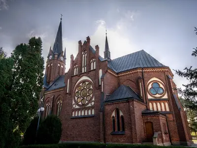 Kościół parafialny pw. św. Józefa Oblubieńca Najświętszej Maryi Panny w Konstancinie-Jeziornie