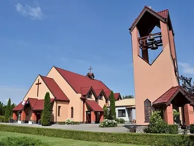 Kościół pw. św. Jadwigi Śląskiej w Kębłowie (parafialny)