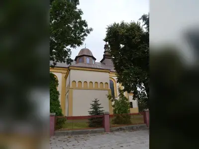 Kościół parafialny pw. św. Gertrudy i św. Michała Archanioła w Tarnobrzegu - Wielowsi