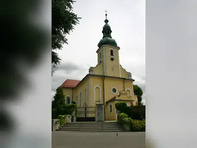 Kościół parafialny pw. Wszystkich Świętych w Brożcu