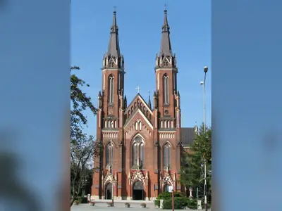 Kościół parafialny pw. Najświętszej Maryi Panny Różańcowej w Pabianicach